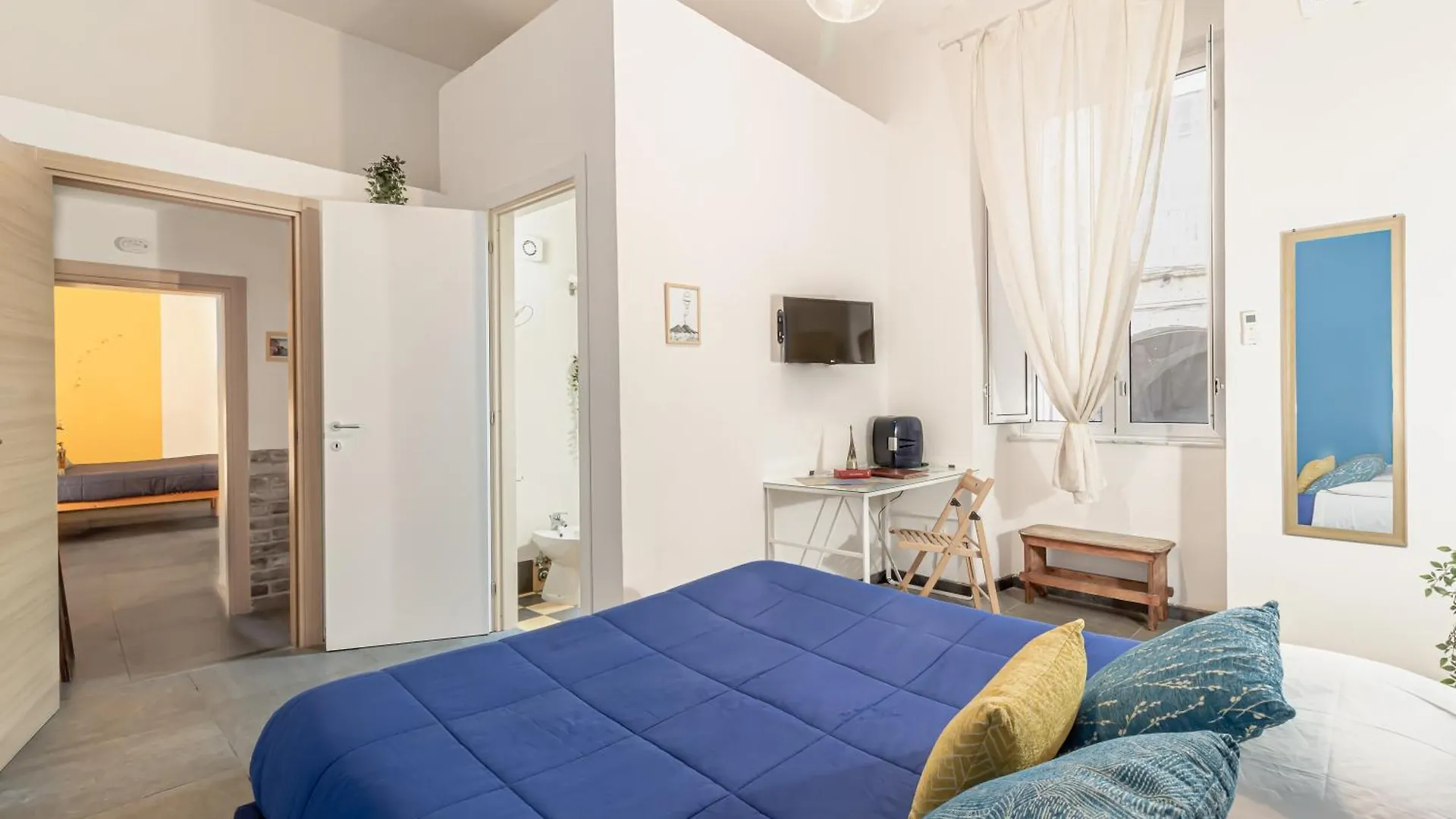 Affittacamere Hotel Domus 19 Napoli Italia