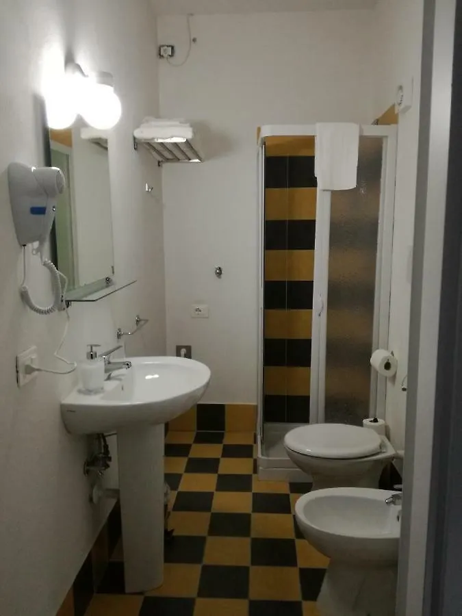 Affittacamere Hotel Domus 19 Napoli Italia