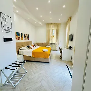 Guest house Flo', Naples