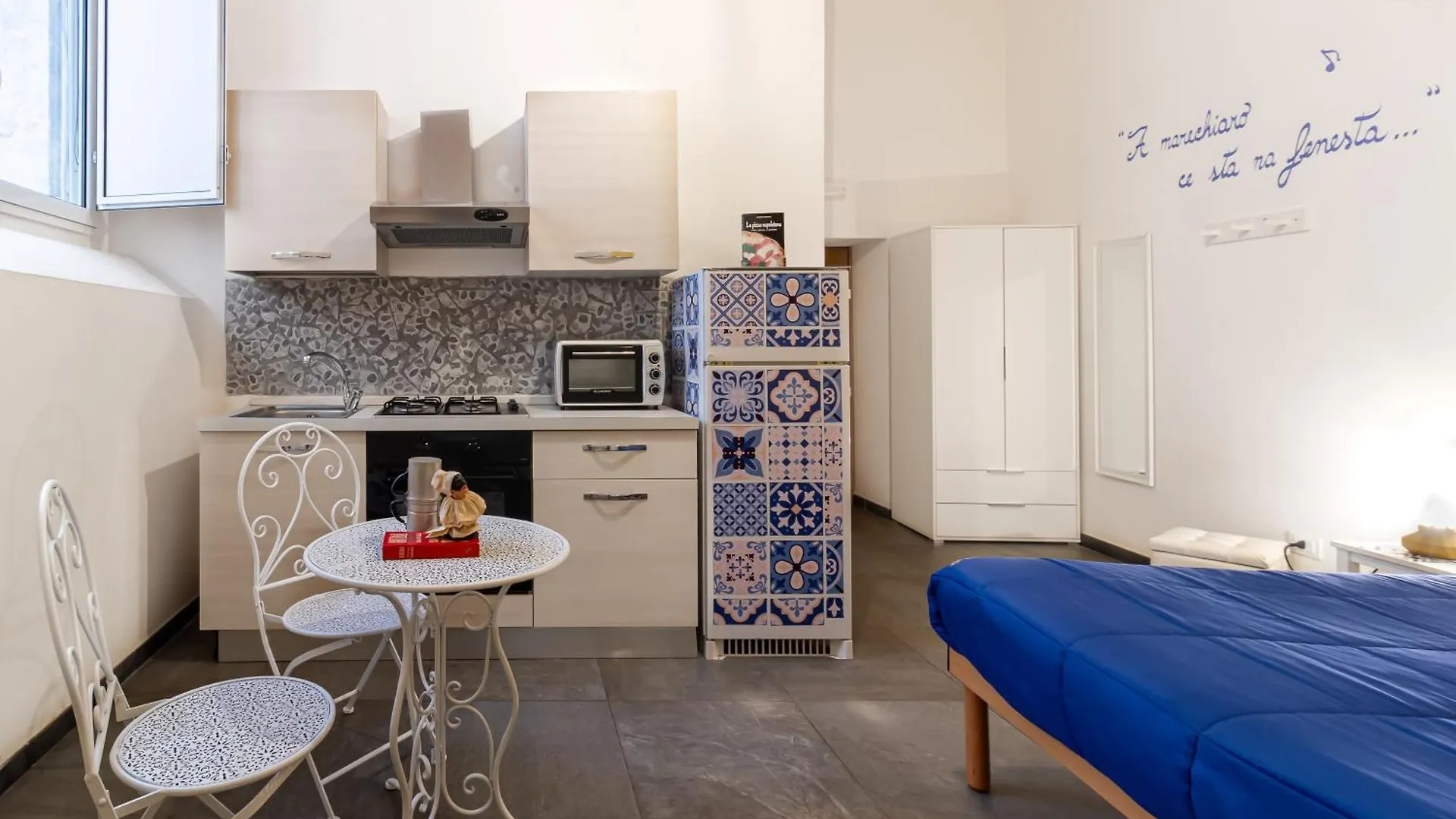 Domus 19 Hotel Naples 0*,  Italy